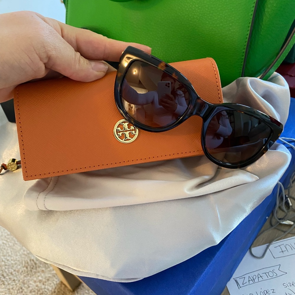 Tory Burch cat eye sunglasses tan color with gold details